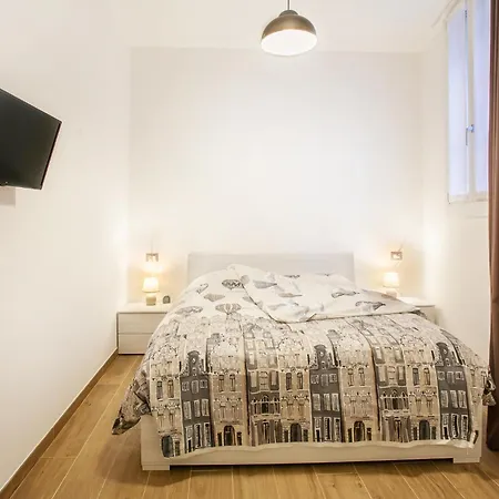 Holidays In Apartament Bergamo